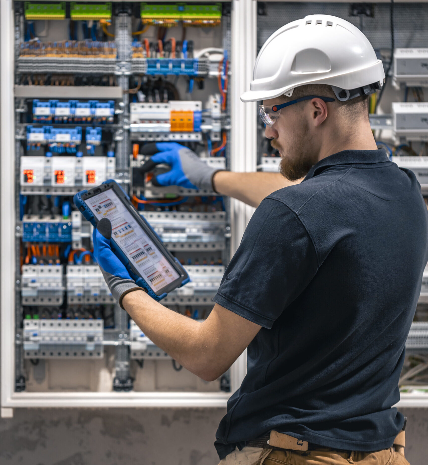 electrical technician working in a switchboard wit 2026 01 09 06 46 29 utc